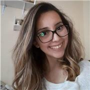 Profesora con la que puedes hacer repasos , aprender o resolver dudas